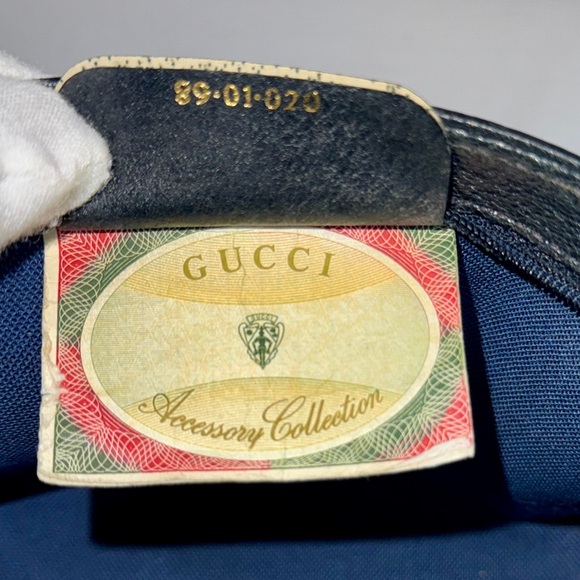 GUCCI Mini Monogram Pouch - Picture 4 of 11